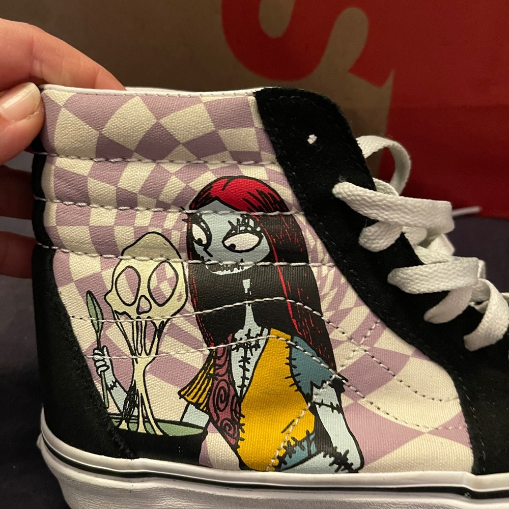 Nightmare Before Christmas Vans size 8.5 women’s